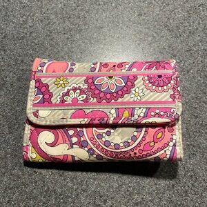 Vera Bradley Trifold Wallet Paisley pattern